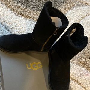 Ugg Abree black boots 6